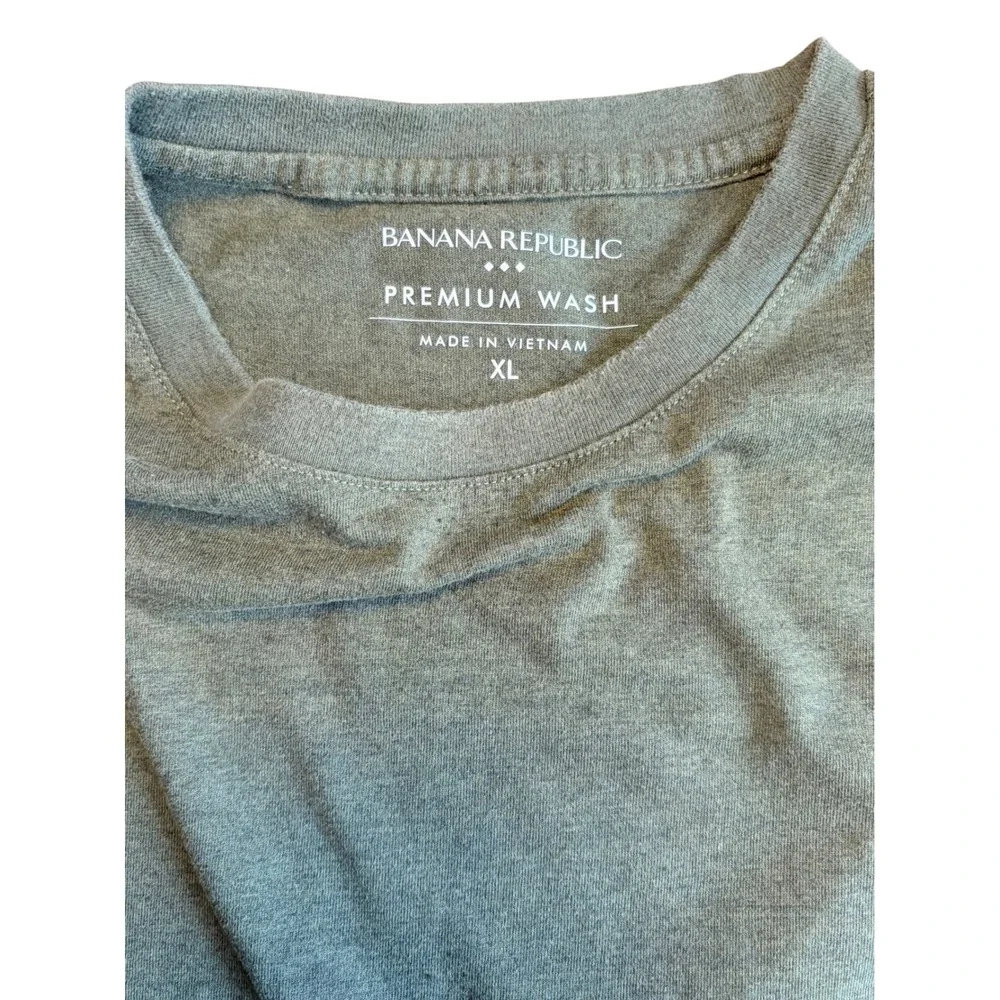 Banana Republic Premium Wash Mens XL T-Shirt Short Sleeve Greenish Gray Crew